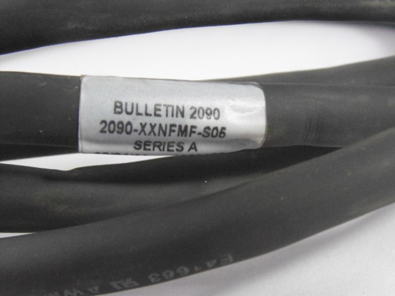 Allen-Bradley 2090-XXNFMF-S05 Cable 11'6" USED