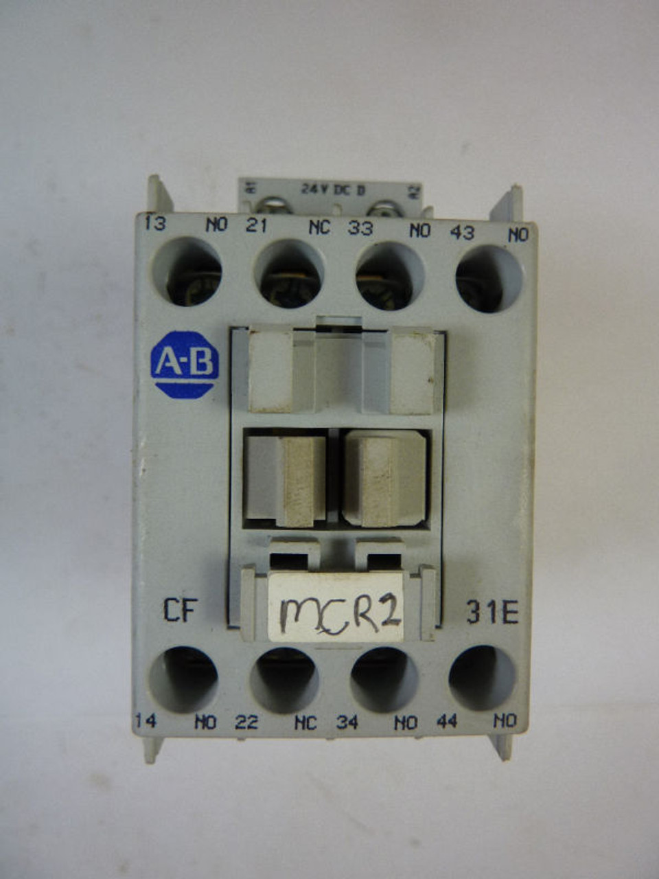 Allen-Bradley 700-CF310DJ Contactor 24VDC 31Amp USED