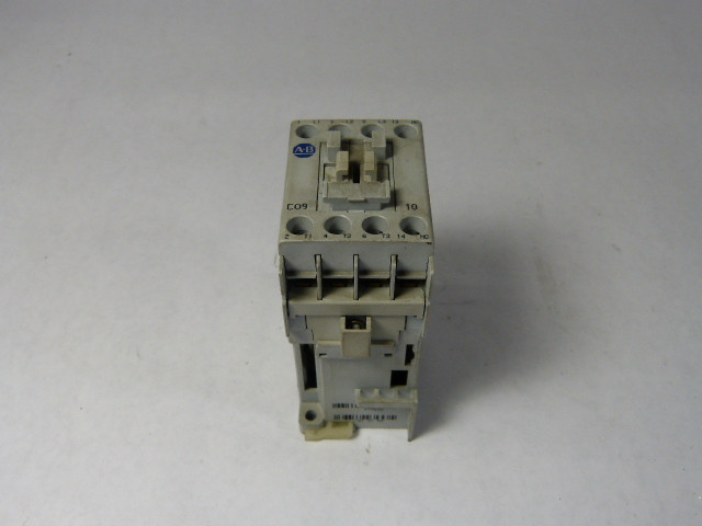 Allen-Bradley 100-C09ZS10 Contactor 125VDC 3P 1NO USED