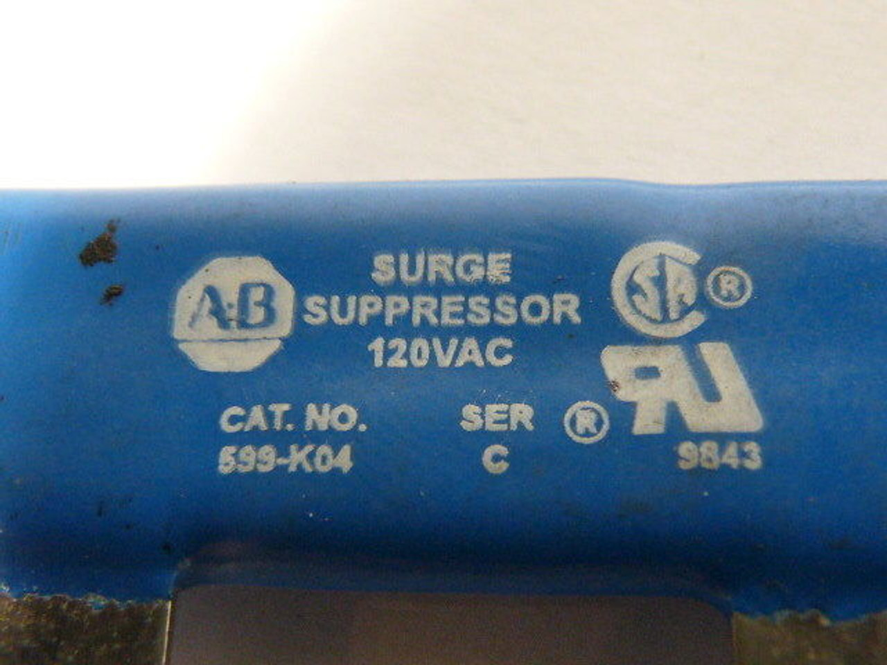 Allen-Bradley 599-K04 Surge Suppressor 12-120VAC Varistor USED