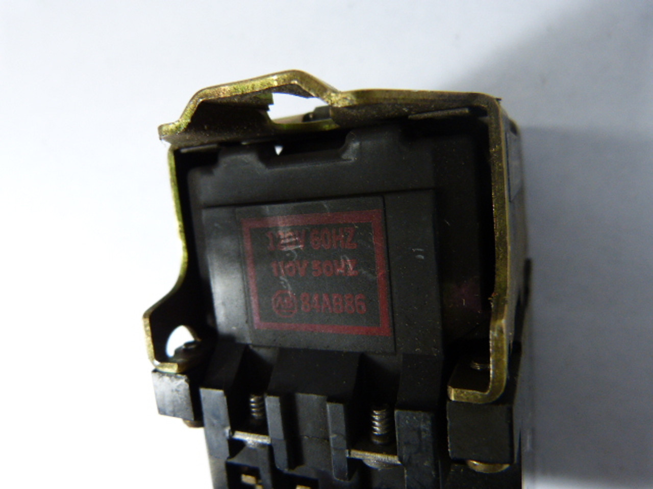 Allen-Bradley 700-NZ2240A1 Industrial Relay 10amp 120V Coil USED