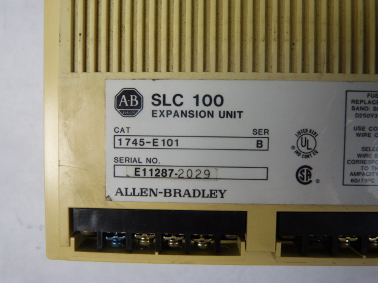 Allen-Bradley SLC 100 EXPANSION UNIT 1745-E101 SERIES A USED