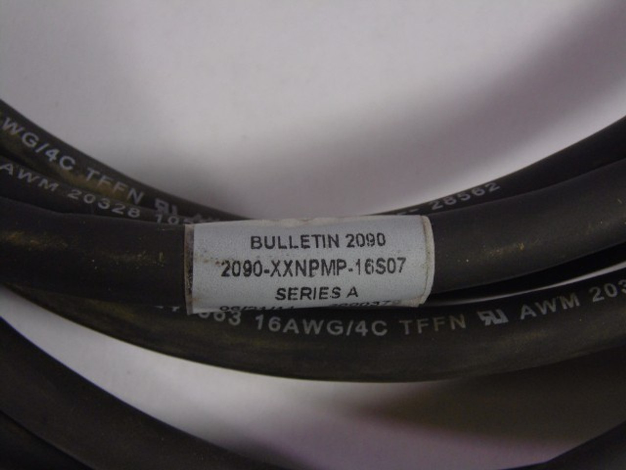 Allen-Bradley 2090-XXNPMP-16S07 Cable 13'4" AS IS