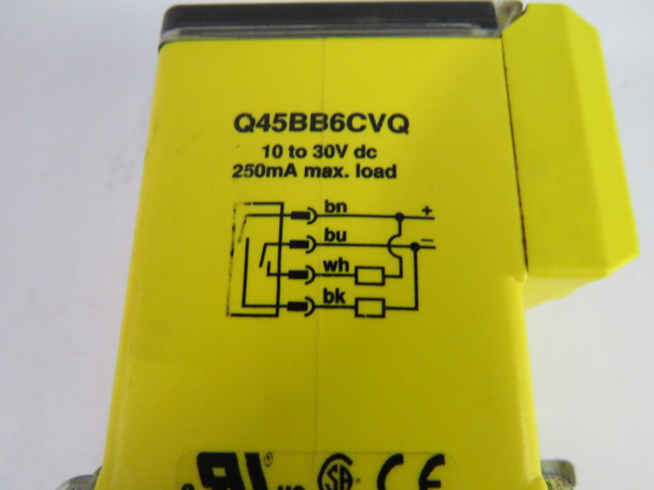 Banner Q45BB6CVQ (37009) Photoelectric Sensor 10-30VDC 38mm USED