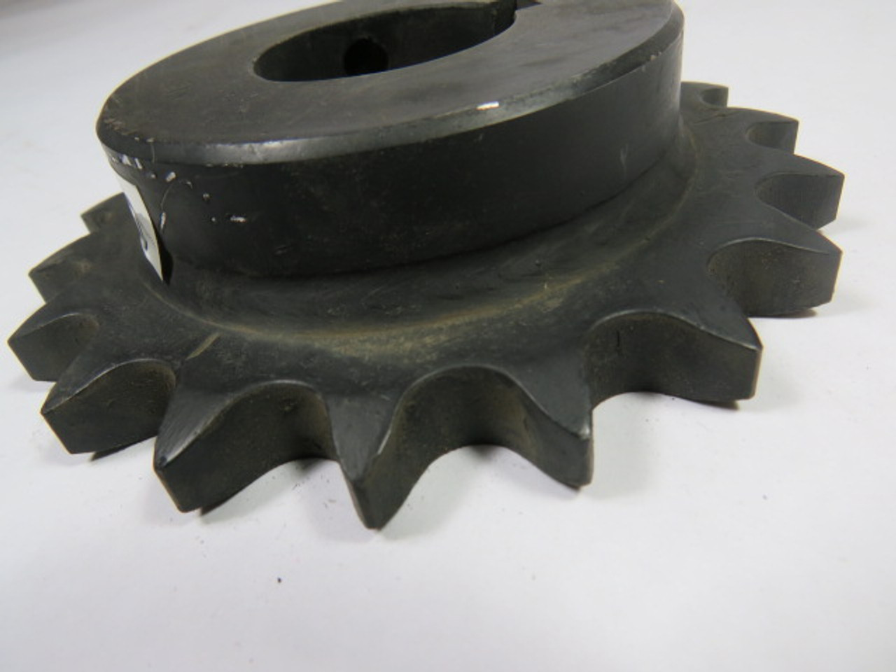 Tsubaki H60B19F1-1/2 Roller Sprocket 1-1/2" Bore USED