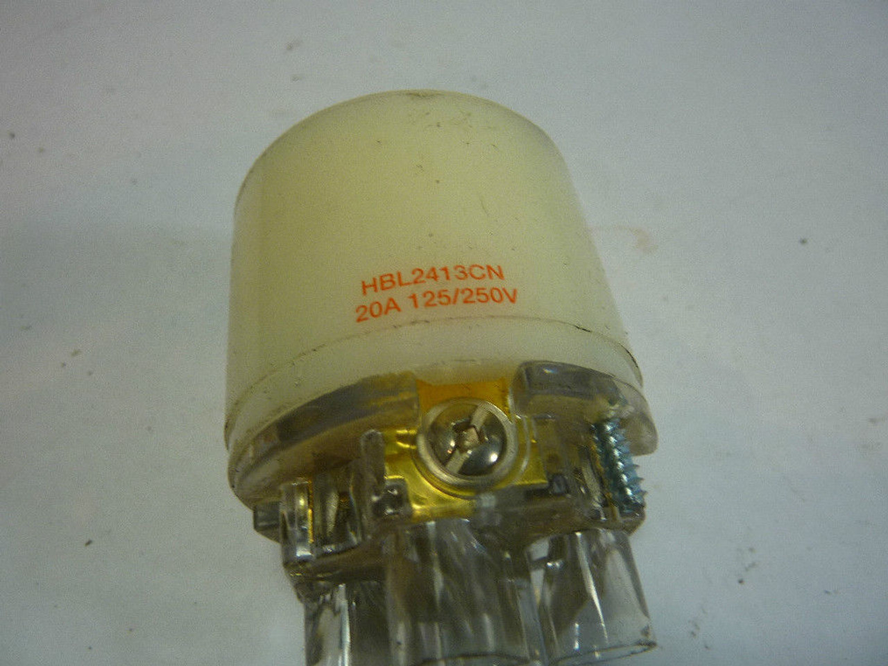 Hubbell HBL2413CN Receptacle 20 Amp 125V Top Only USED