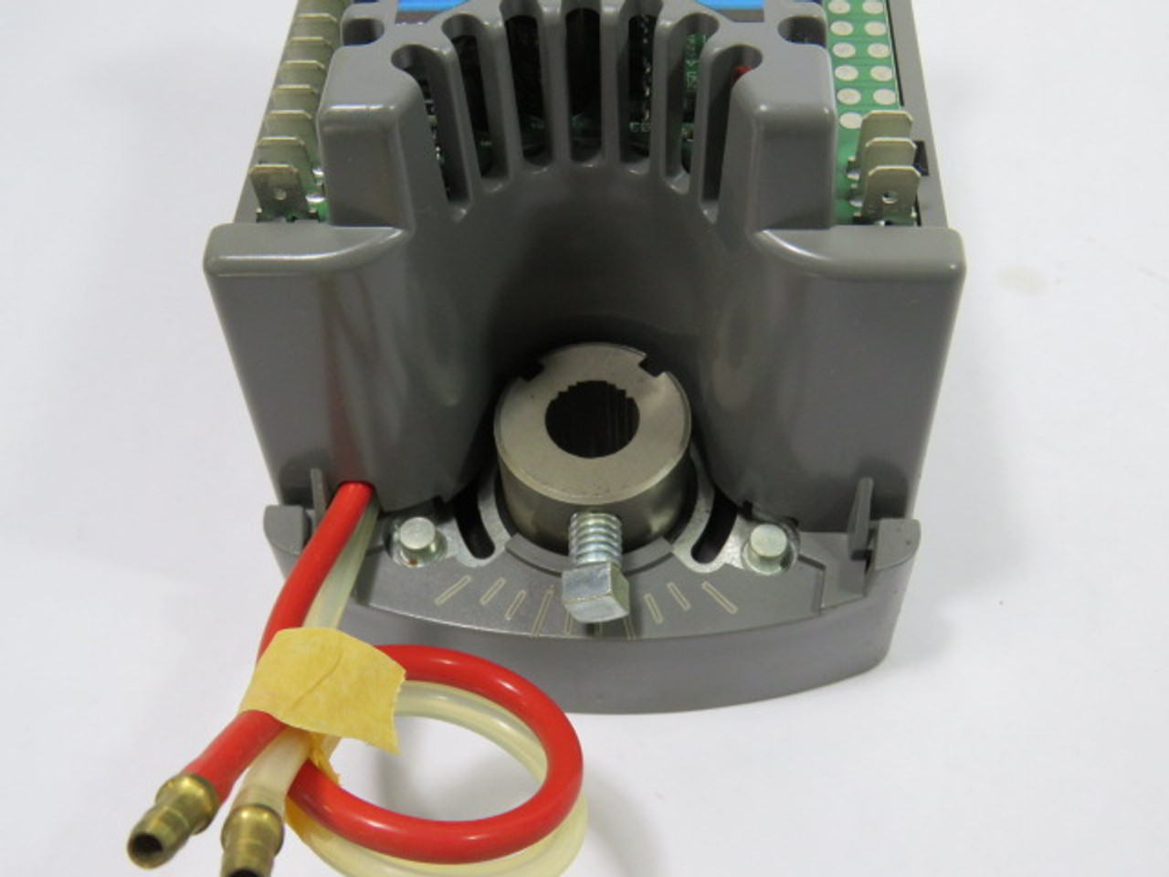 Johnson Controls AP-VMA1410-0 Electric Motor Actuator 24VAC/VDC 35in-lb ! NEW !