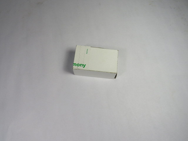 Schneider XB4-BVB3 Pushbutton W/ LED 24 Volt 22 MM GREEN ! NEW !