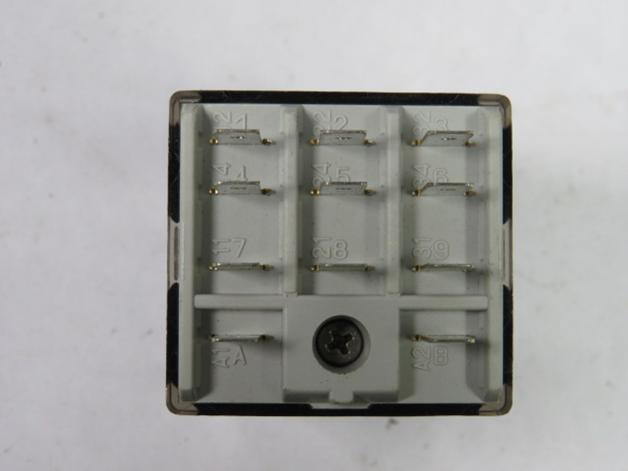 Finder 62.33.9.024.0074 Plug-In Power Relay 24VDC 16A USED
