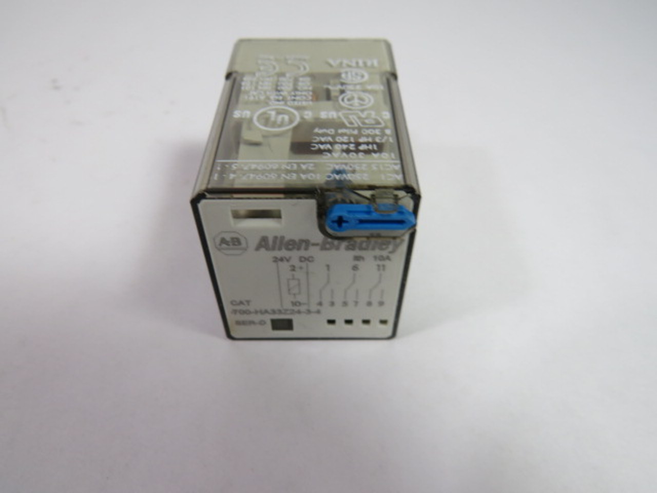 Allen-Bradley 700-HA33Z24-3-4 Series D Plug-In Relay 24VDC Coil 10A ! NEW !