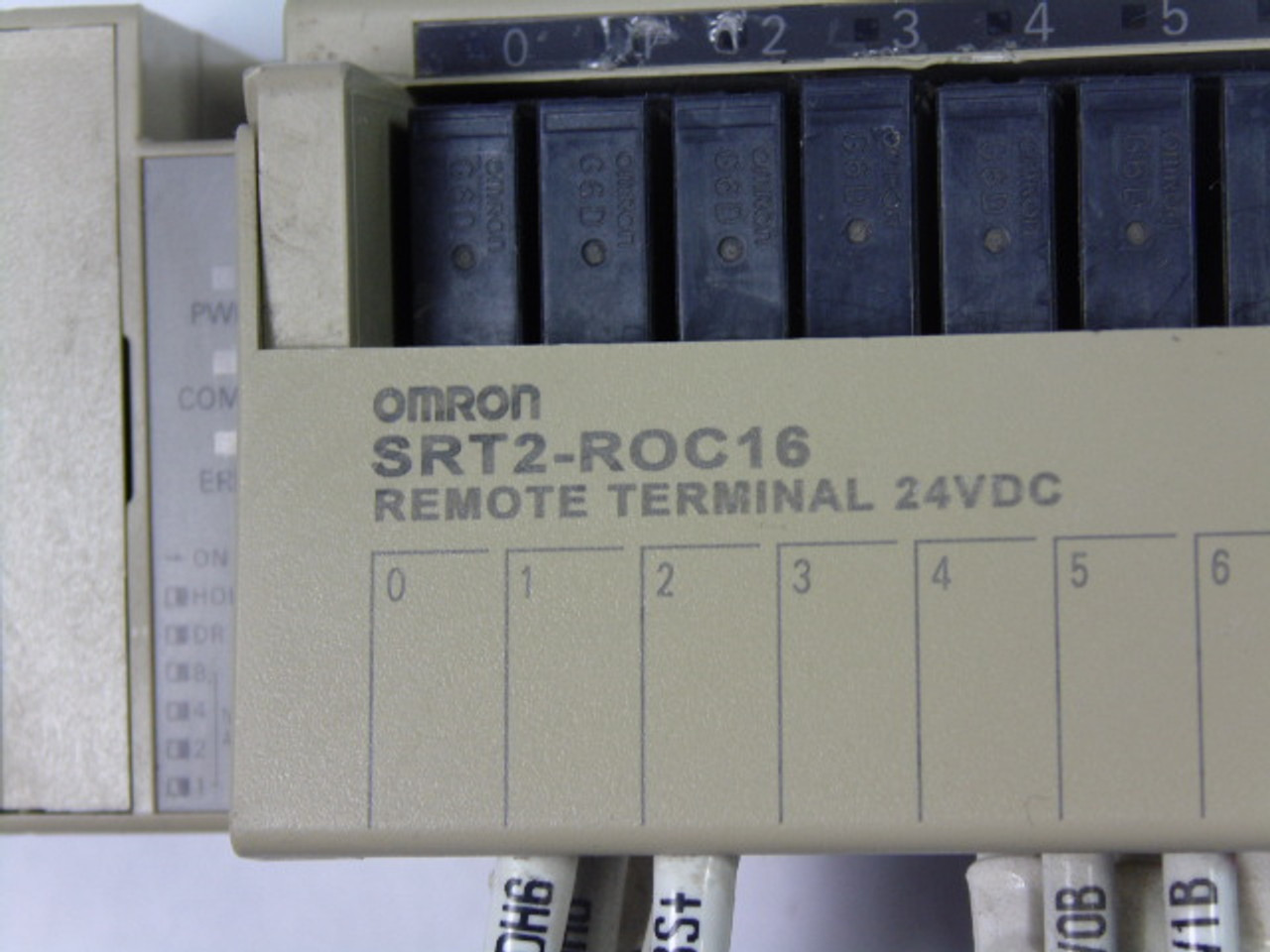 Omron SRT2-ROC16 Output Remote Terminal 24VDC 16Point USED