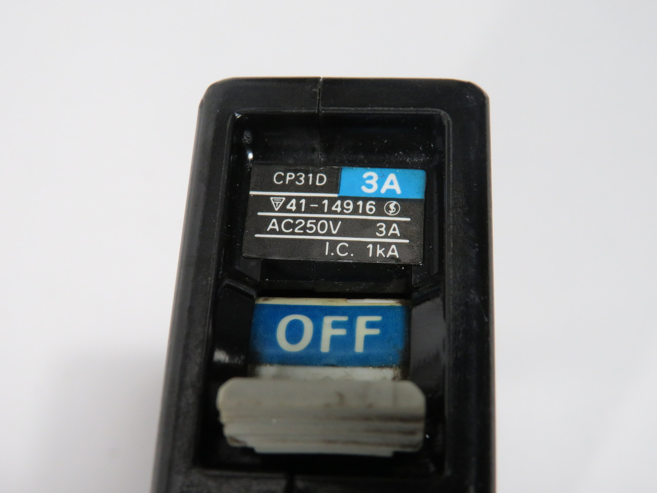 Fuji CP31D-3A Circuit Breaker 3A 250V USED