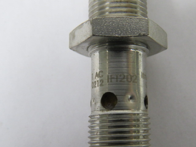 IFM Efector IFT202 Inductive Sensor 10-30VDC 100mA 7mm Distance USED