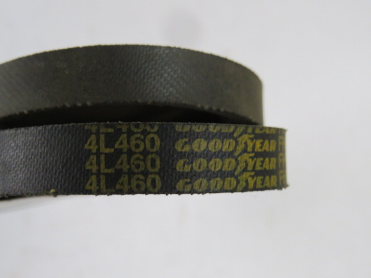 Goodyear 4L460 FHP V-Belt 46”L 1/2”W 0.31”Thick NEW