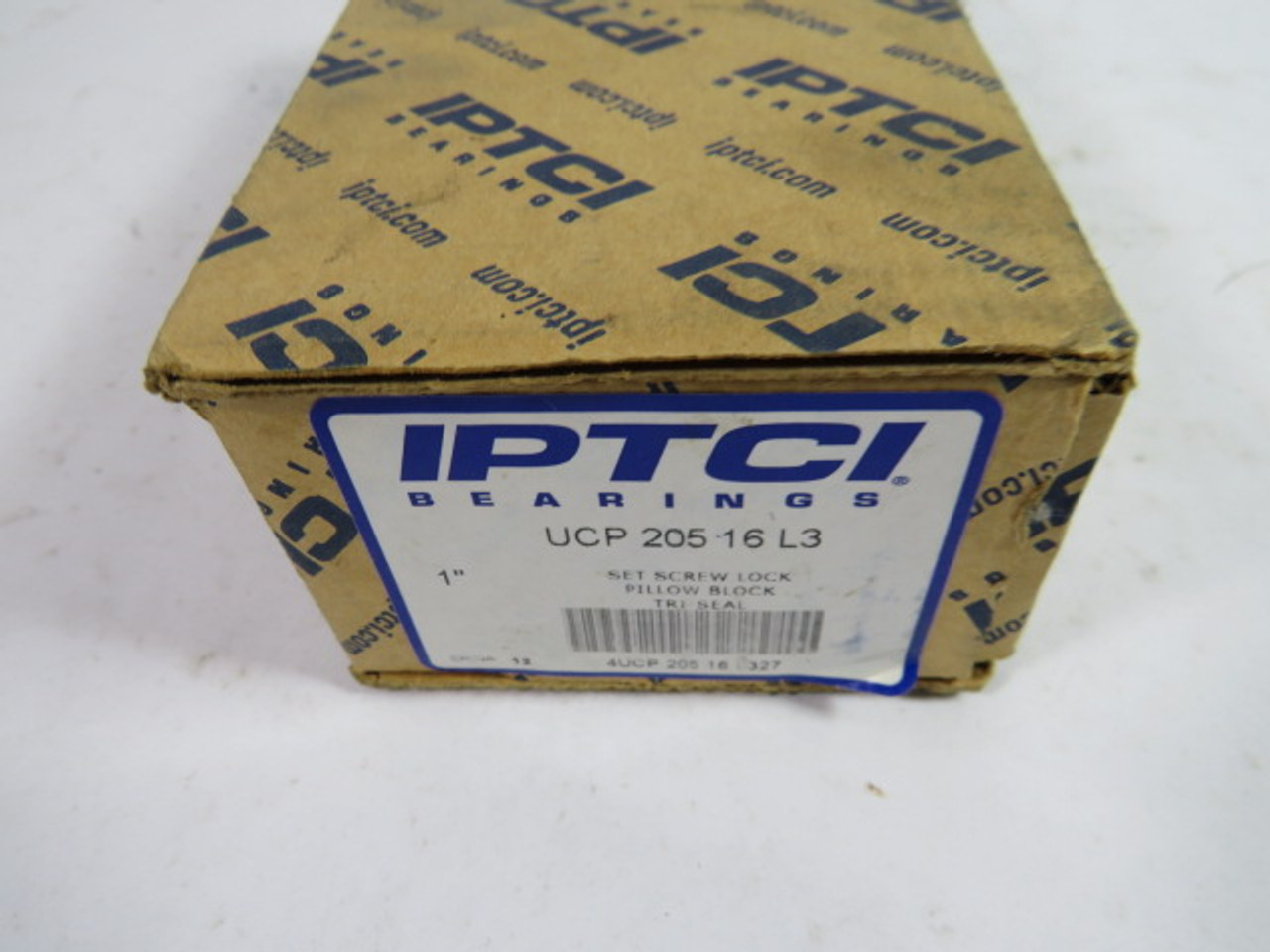 Iptch UCP20516-L3 2-Bolt Pillow Block Bearing 1" Bore ! NEW !