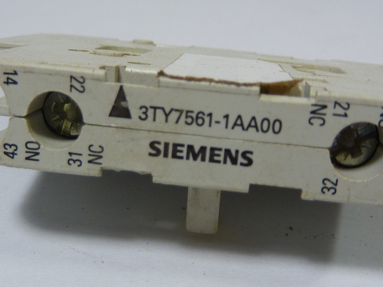 Siemens 3TY7561-1AA01 Auxiliary Contact Block USED