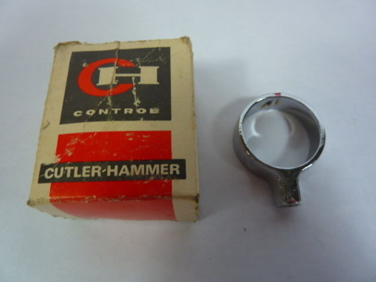Cutler Hammer 10250T-A13 Roto Push Level Operator ! NEW !