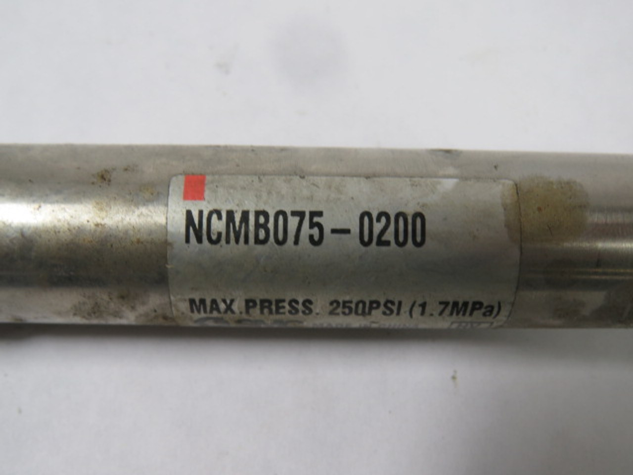 SMC NCMB075-0200 Pneumatic Cylinder 3/4" Bore 2" Stroke 250PSI USED