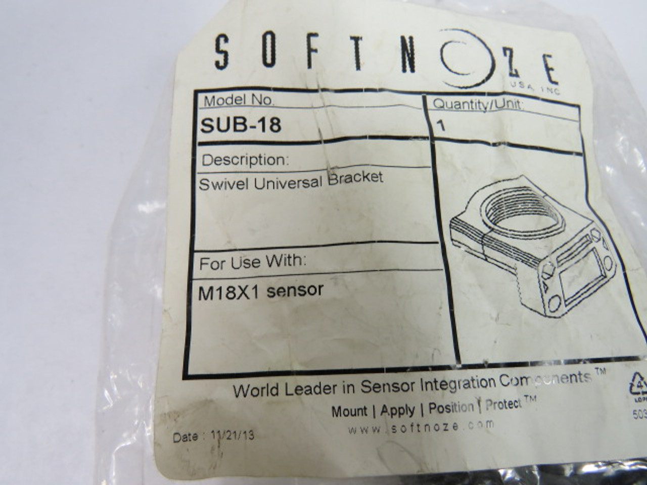 Softnoze SUB-18 Swivel Universal Bracket For M18X1 Sensor ! NWB !