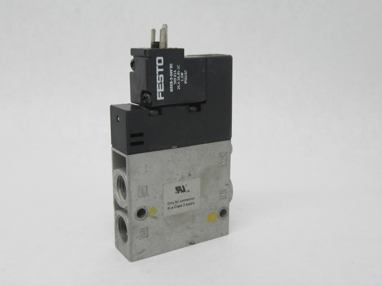 Festo 163141 CPE18-M1H-3GL-1/4 Solenoid Valve 24VDC 1/4" Port USED