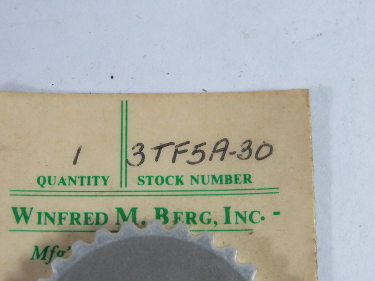 Winfred Berg 3TF5A-30 Min-E-Pitch 3-D Pulley 30 Teeth 3/8" Bore ! NEW !