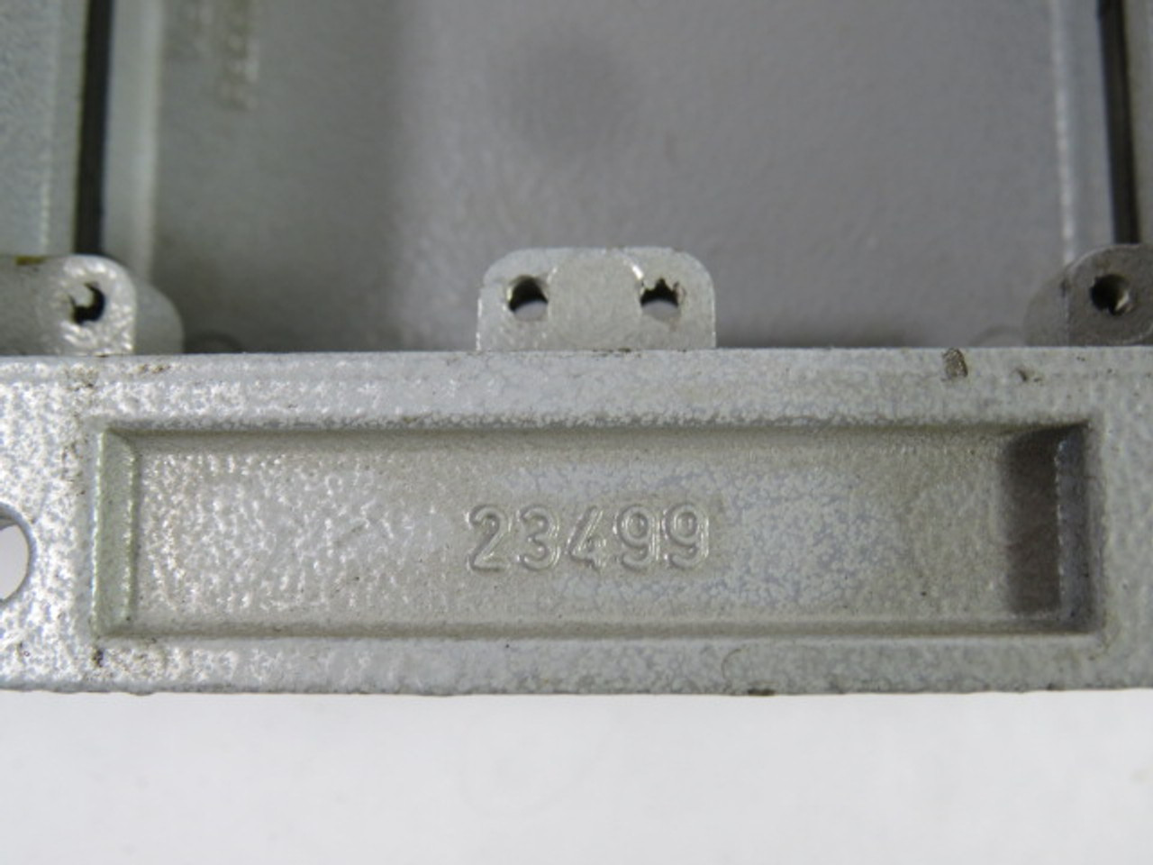 Mencom 23499 Connector Enclosure With Gasket USED