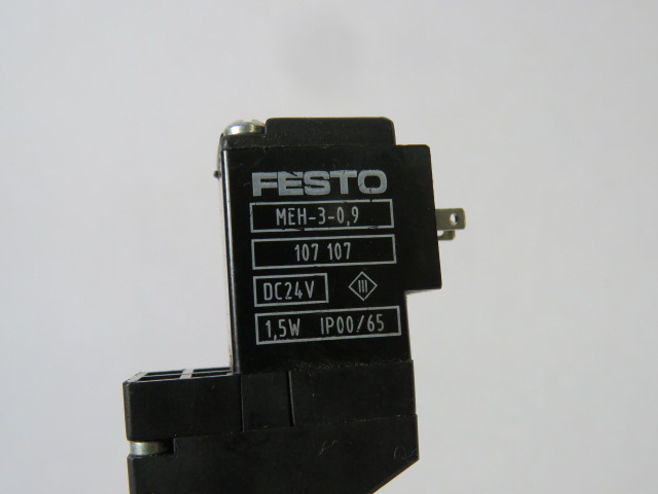 Festo MEH-5/3G-1/8-B Solenoid Valve USED