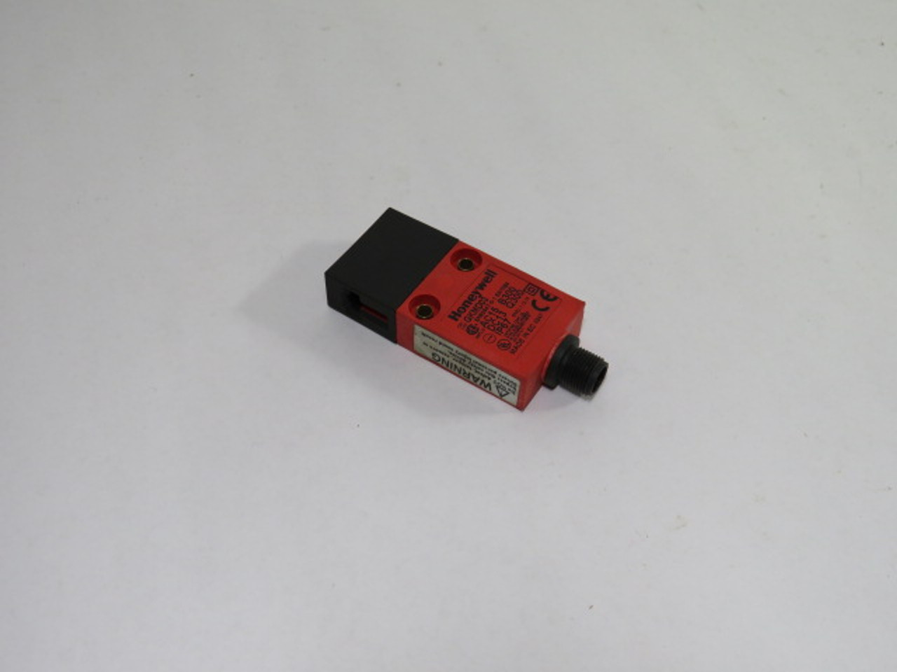 Honeywell GKMD03 Safety Interlock Switch 2A USED