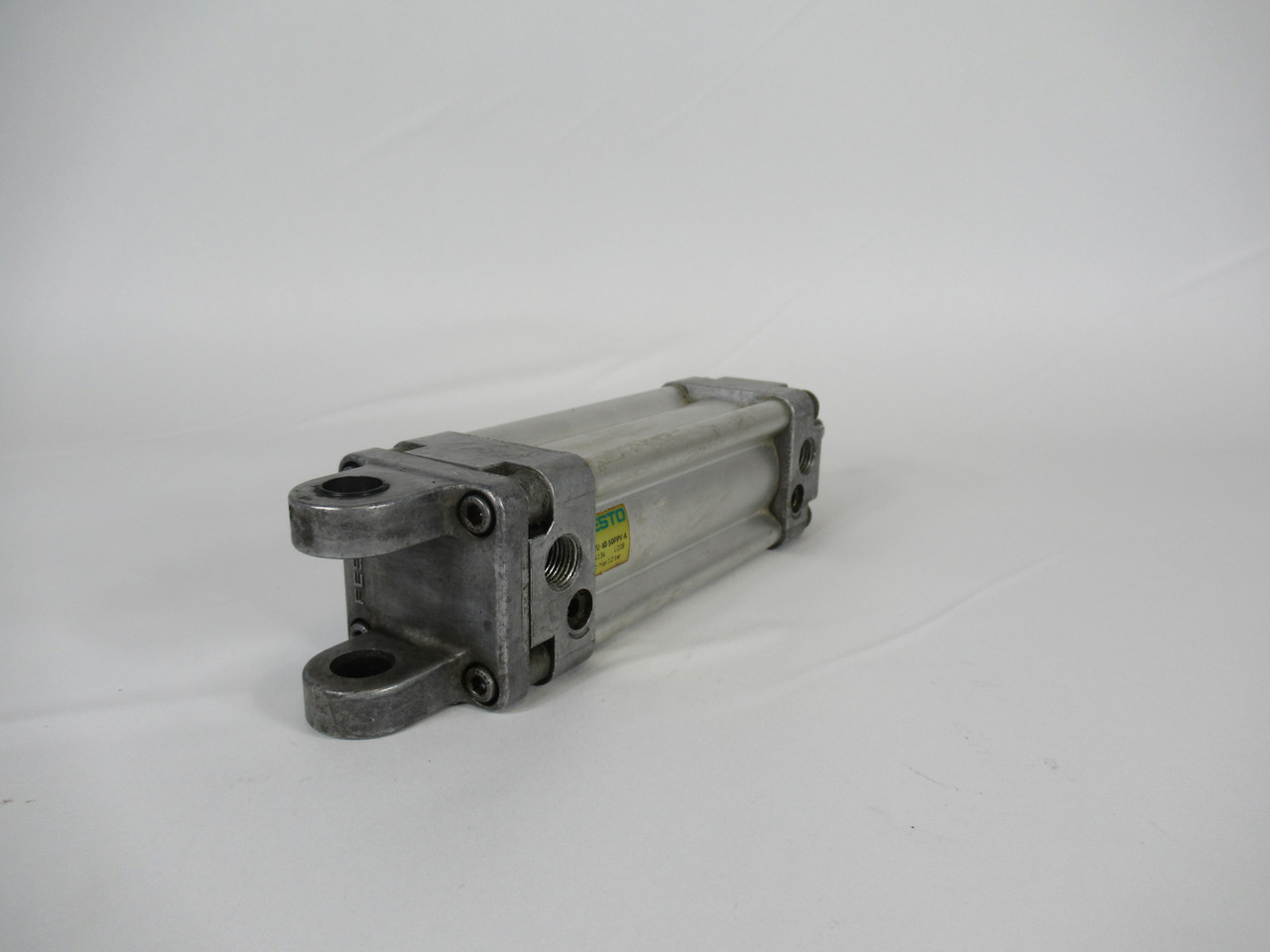 Festo DNU-40-50PPV-A Pneumatic Cylinder 40MM Bore 50MM Str. W/ Attachment USED
