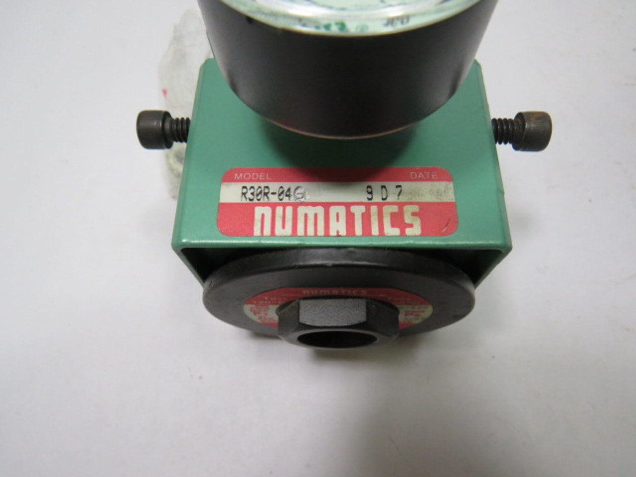 Numatics R30R-04G Pneumatic Regulator Valve w/ Gauge 300PSI 21BAR USED