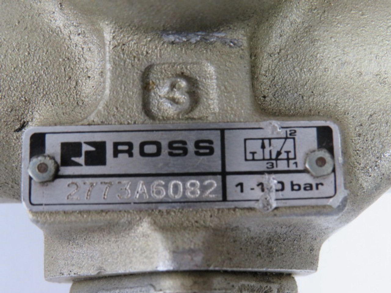 Ross 2773A6082 Solenoid Valve With Exhaust Lock-out USED