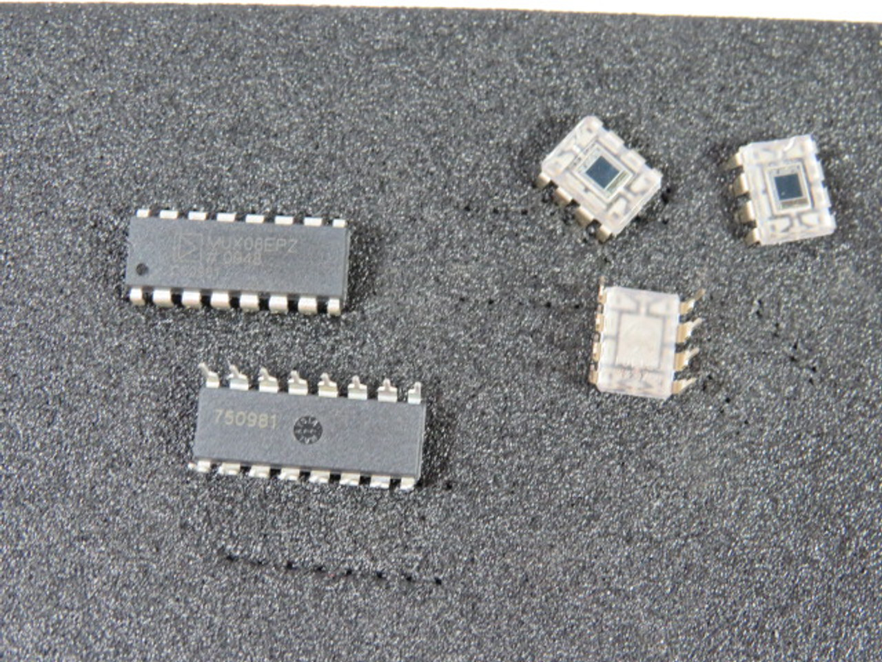 ADI MUX08EPZ Analog Multiplier Chip 16-Dip Pack Of 2 NEW