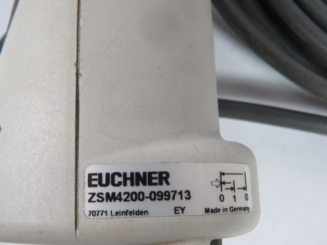 Euchner ZSM4200-099713 Enabling Switch 5M Cable USED