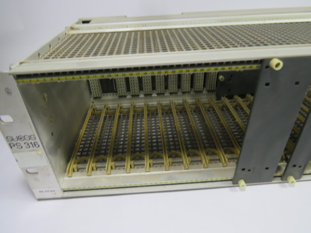 Moeller PS-316.218-1 Chassis Card Rack USED