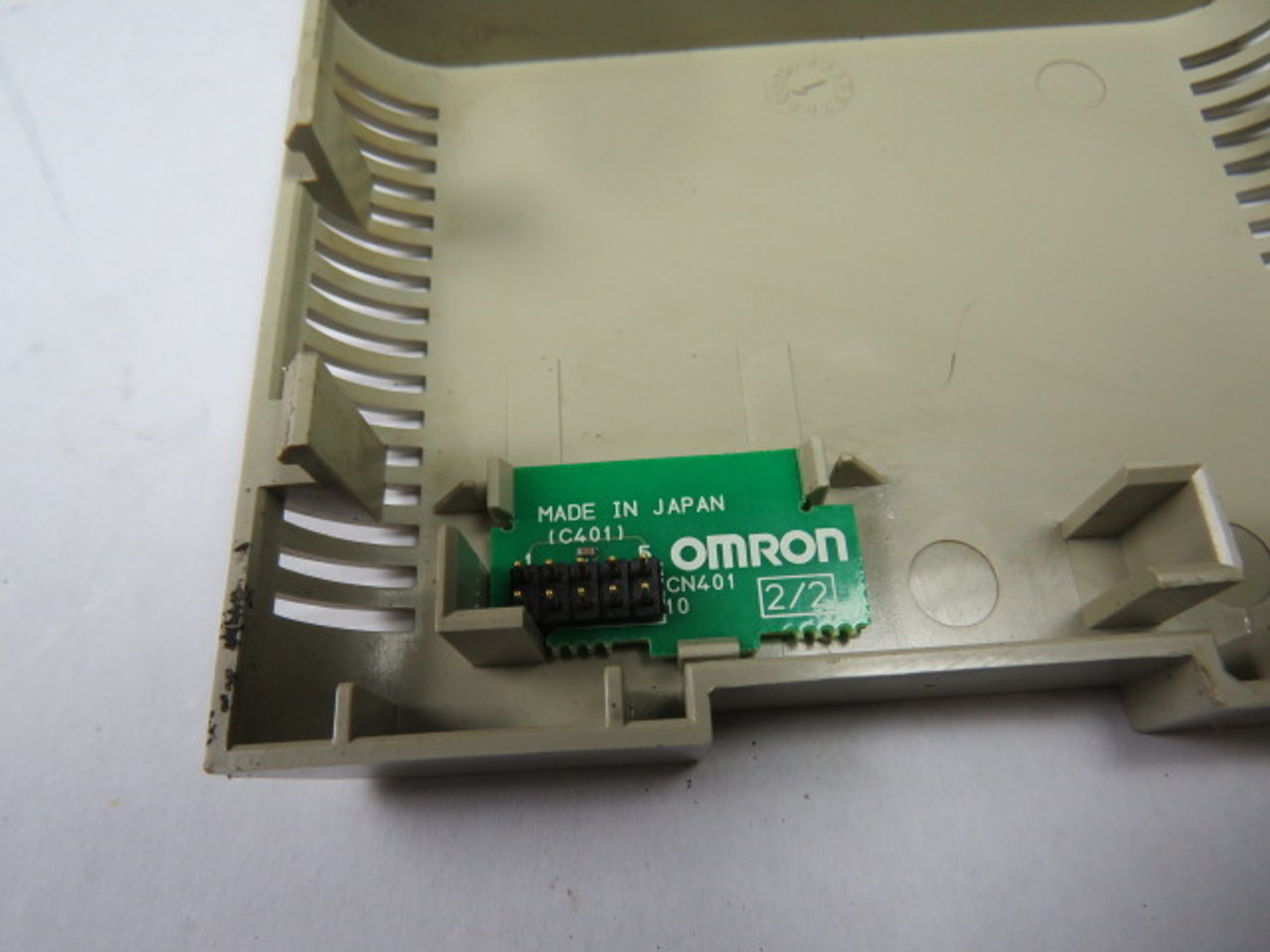 Omron CN401 Power Supply End Plate USED