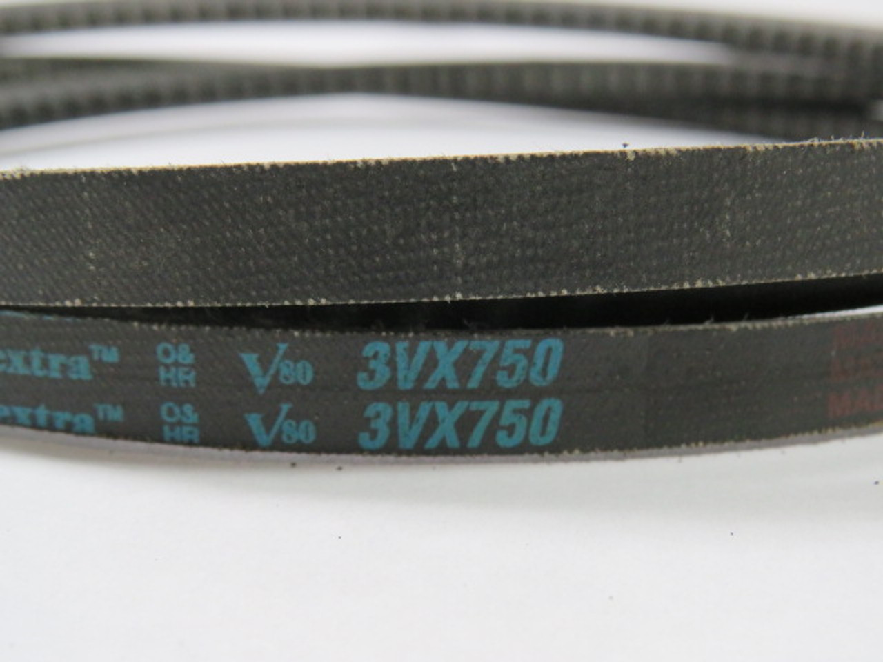 Gates 3VX750 V-Belt 0.3750" Top W 0.3281" H 75" Outside L ! NOP !