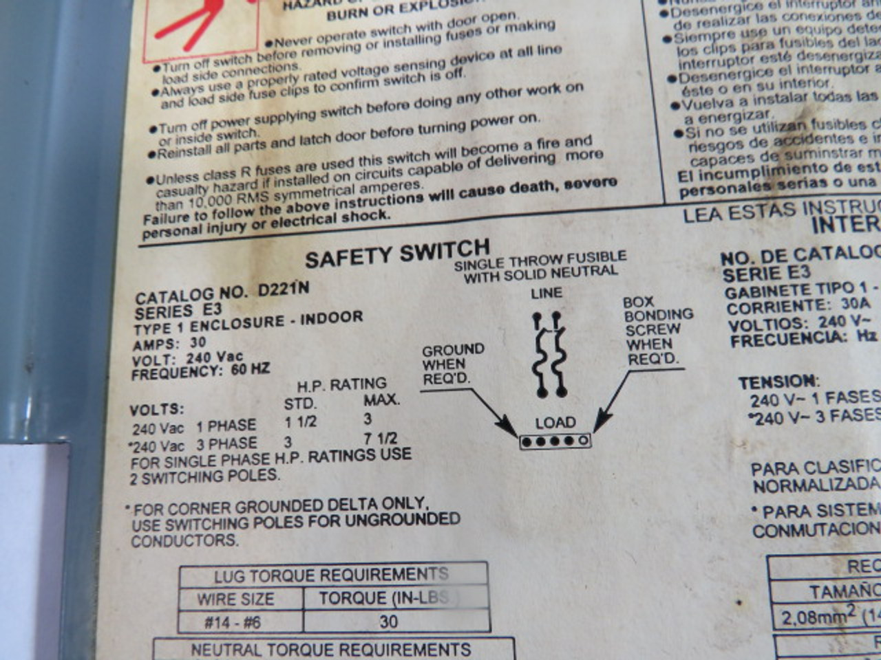 Square D D221N Single Throw Safety Switch 30A 240VAC 60Hz. 2-Pole USED