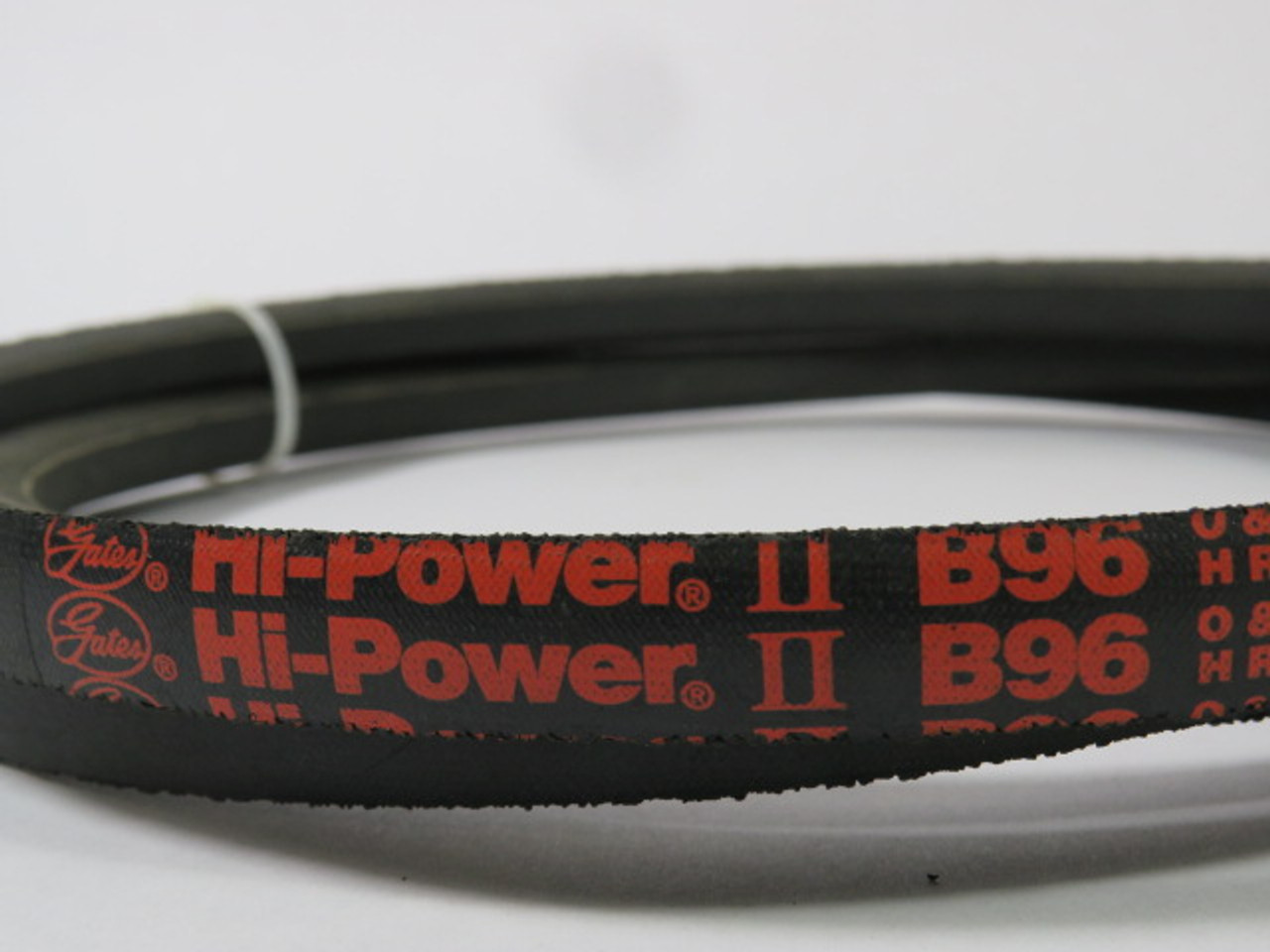 Gates B96 Hi-Power V-Belt 0.6563" Top W 0.4063" H 99" Outside L ! NOP !