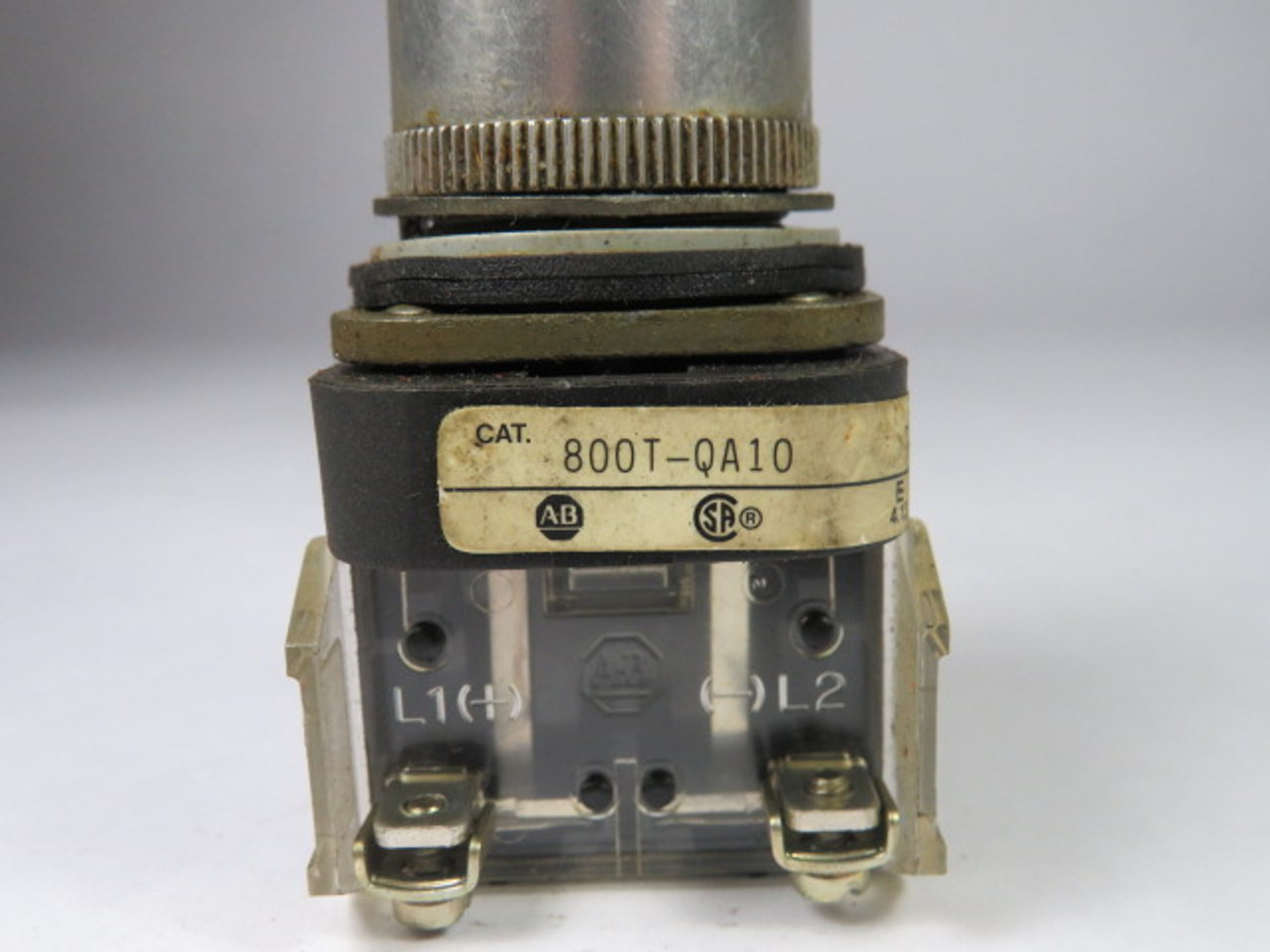 Allen-Bradley 800T-QA10G Push Button Illuminated Green 1NO 1NC 120V USED