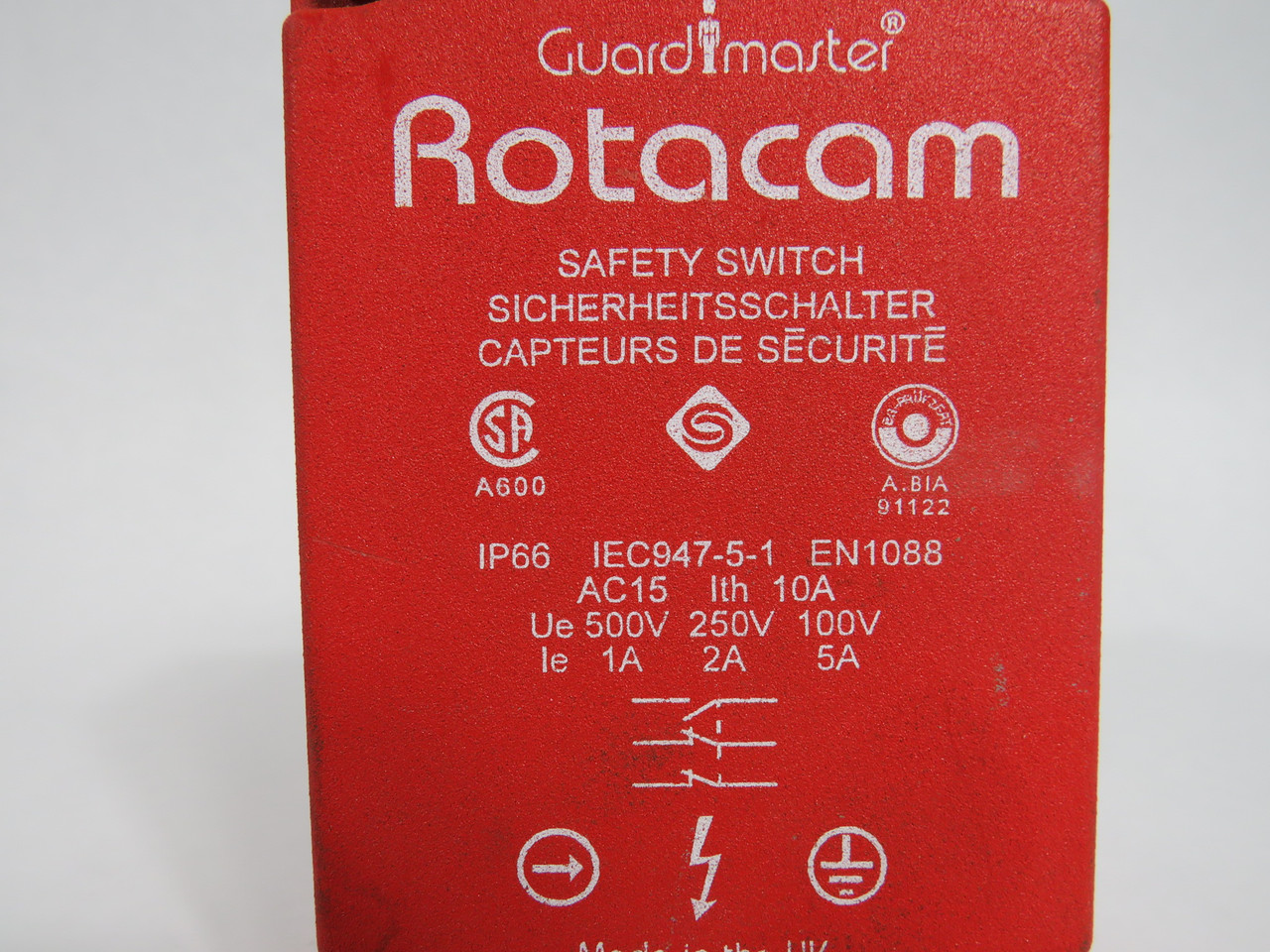 Allen-Bradley 440H-R03078 Series A Rotacam Safety Locking Switch 2NC 1NO USED