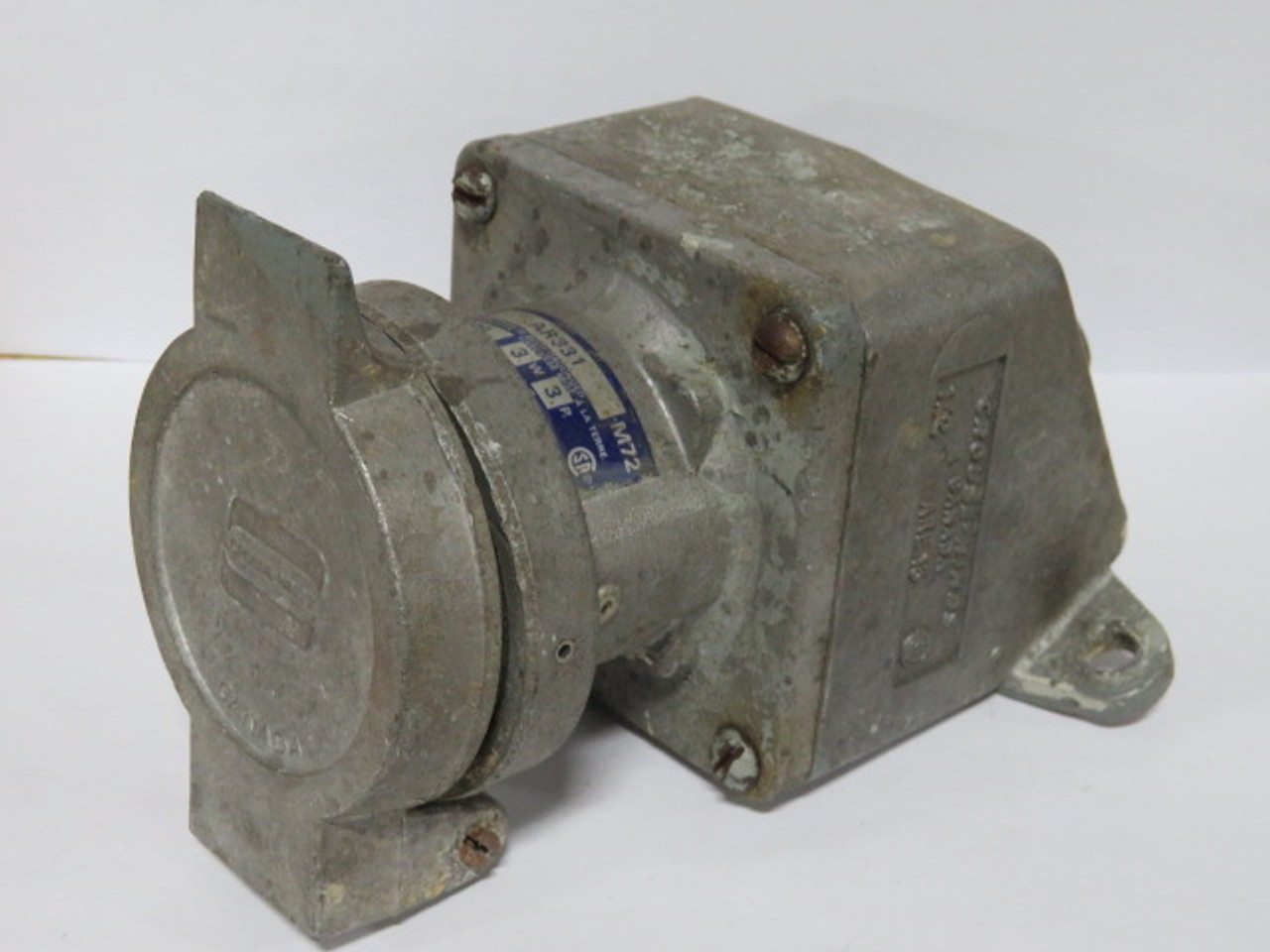 Crouse-Hinds AR331 M72 Arktite 30A 600V Receptacle USED