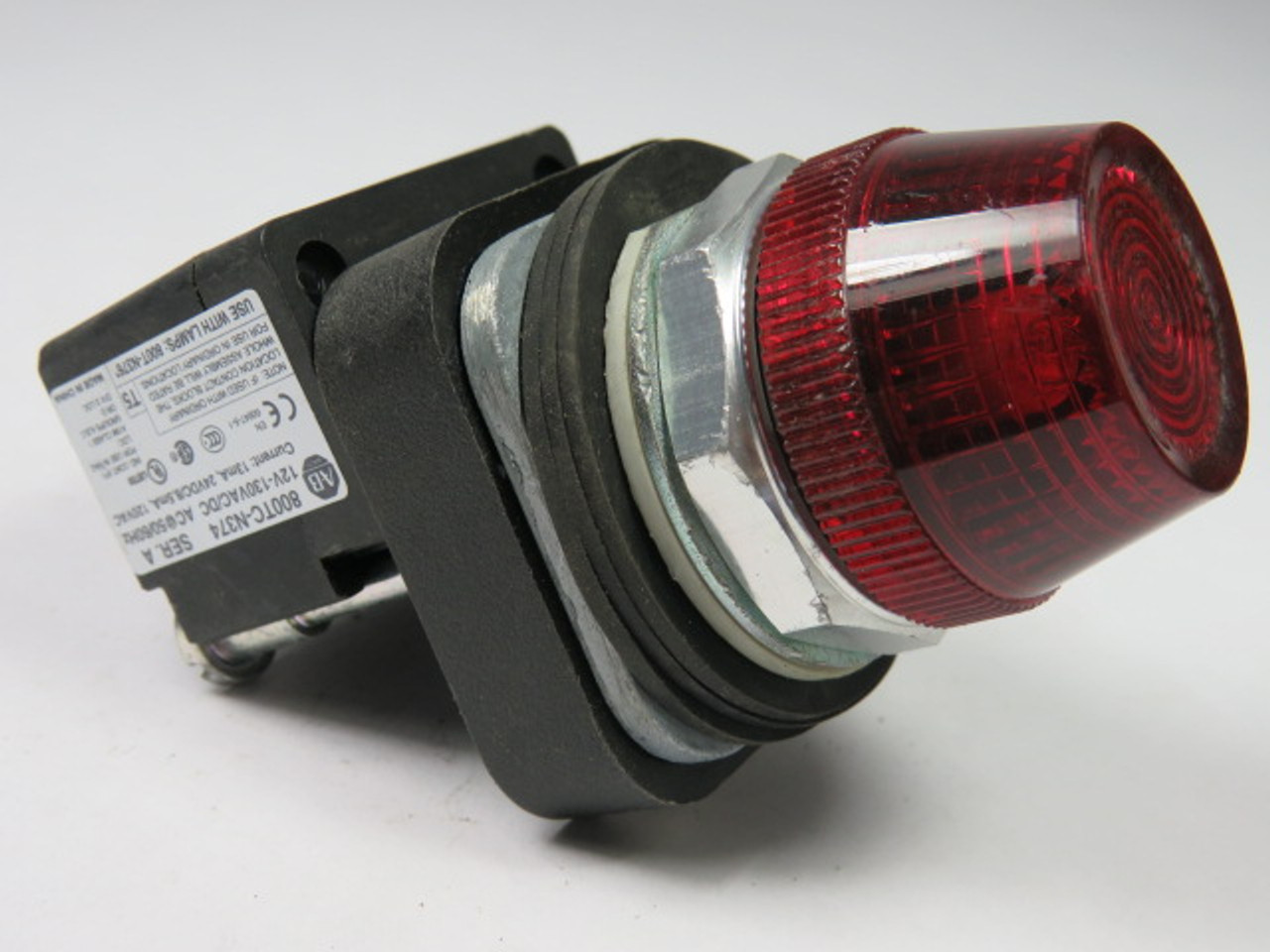 Allen-Bradley 800TC-QH2R Universal LED Pilot Light 12-130V Red Lens USED