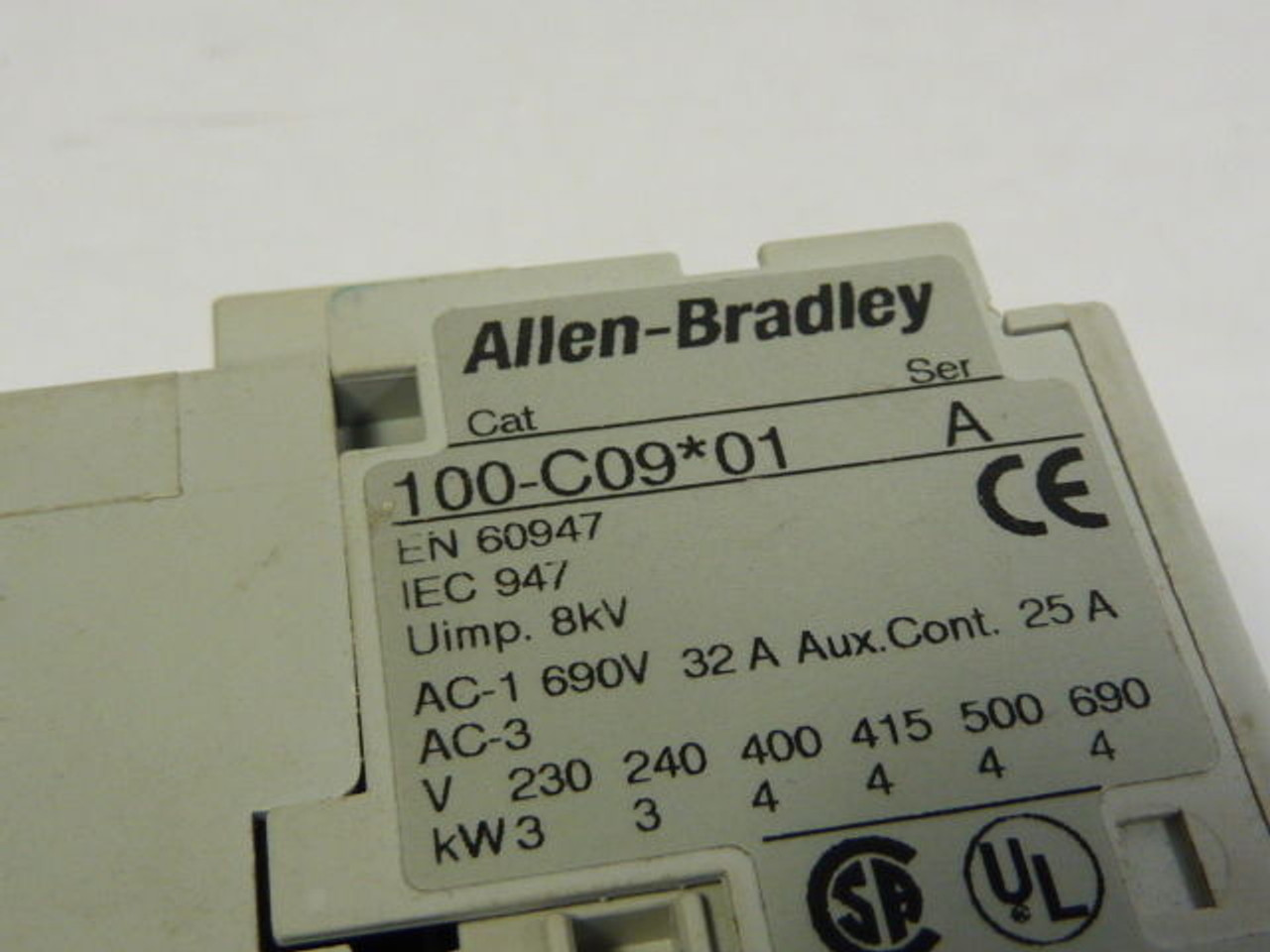 Allen-Bradley 100-C09D01 Contactor USED