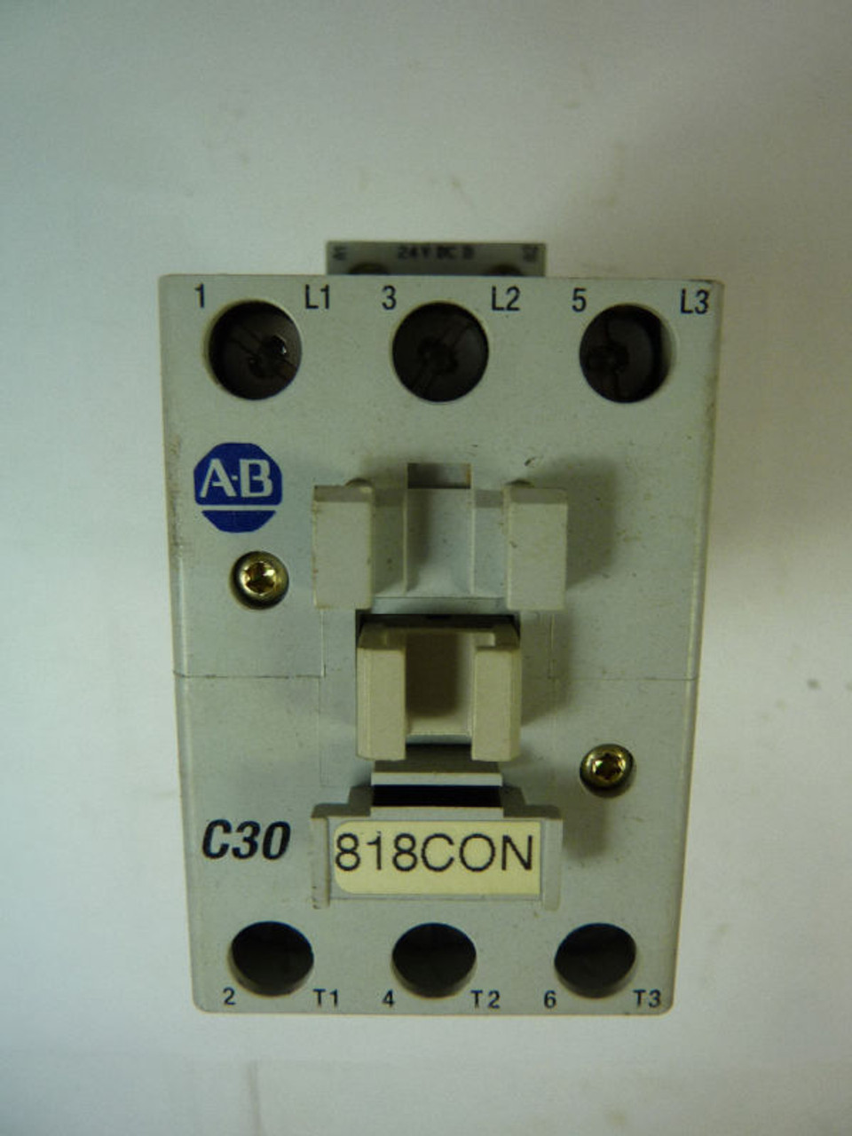 Allen-Bradley 100-C30DJ01 Contactor 30 Amp 24VDC USED