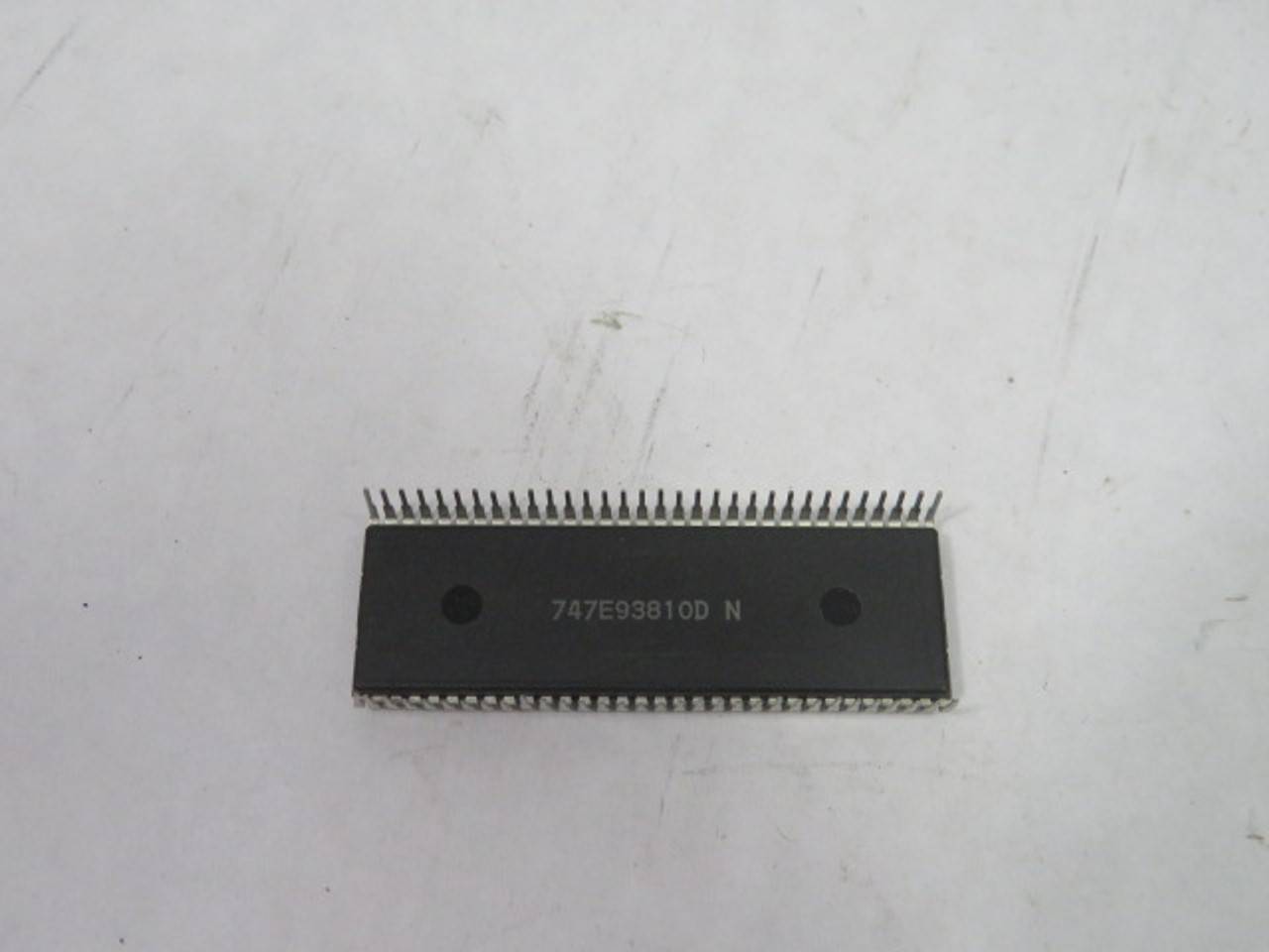 Mitsubishi M50747ESP CMOS Microcontroller 8-Bit 64-Pin USED