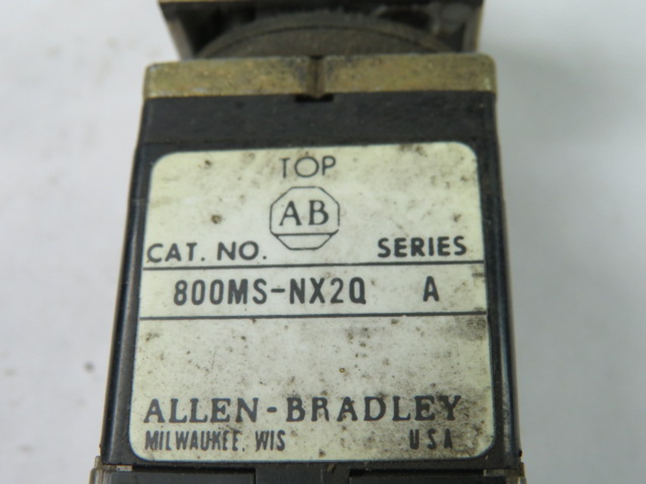 Allen-Bradley 800MS-NX2QLB Square Operator 4-Pos Selector Switch 2NO 2NC USED