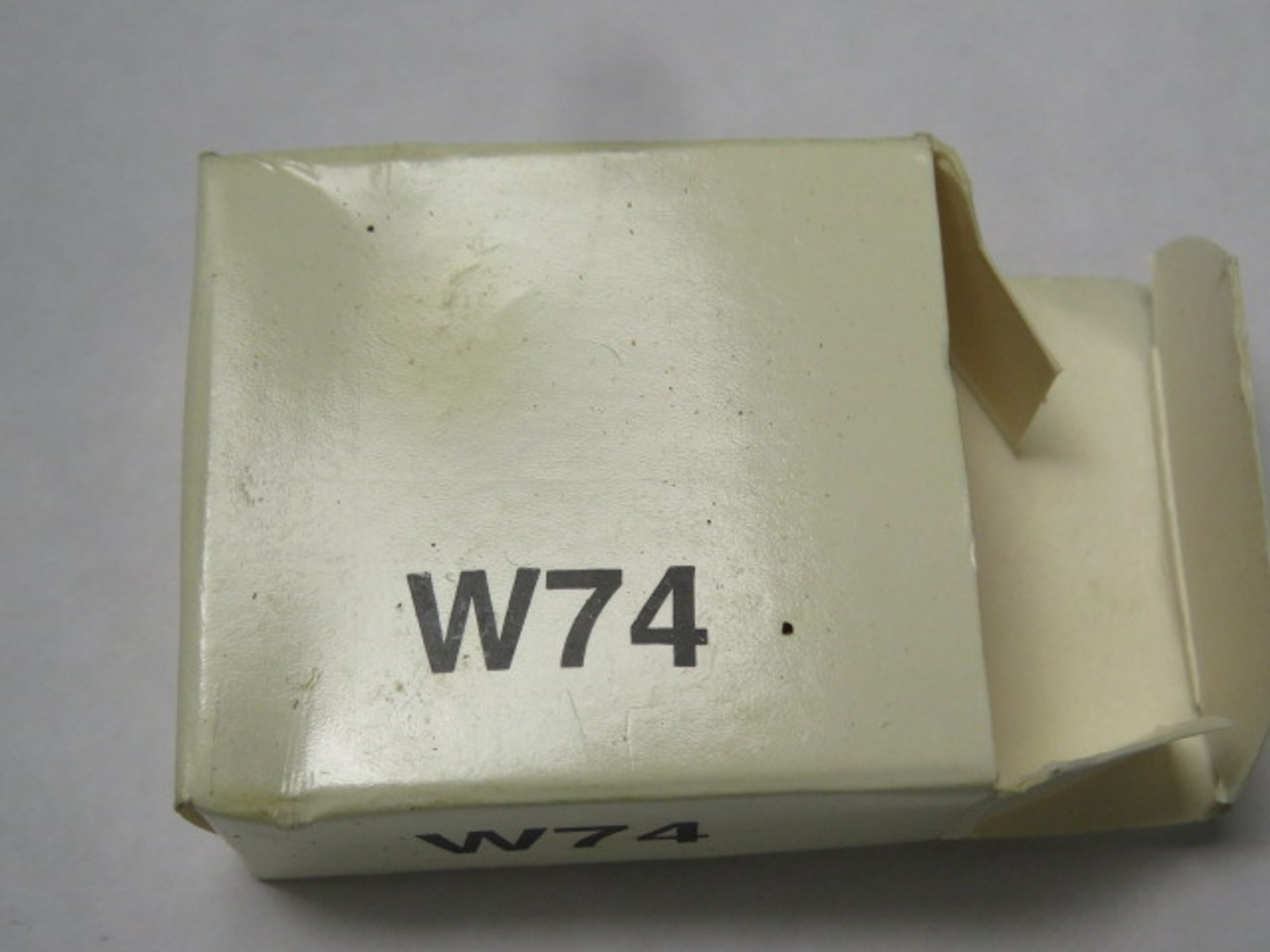 Allen-Bradley W74 Overload Relay Thermal Unit ! NEW !