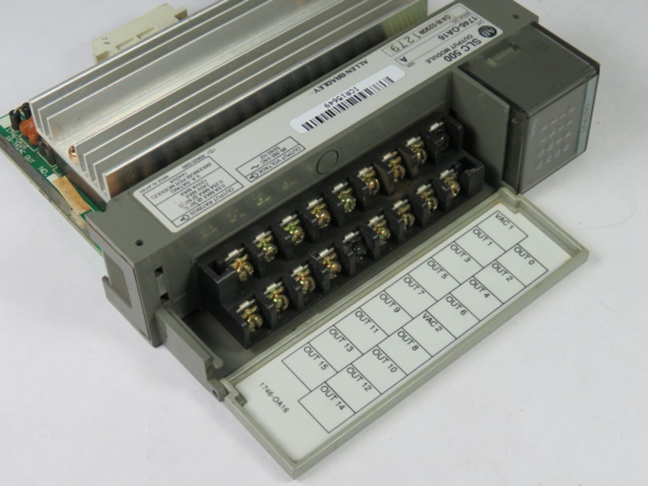 Allen-Bradley 1746-OA16 Series A Output Module 85-265VAC 50/60Hz USED