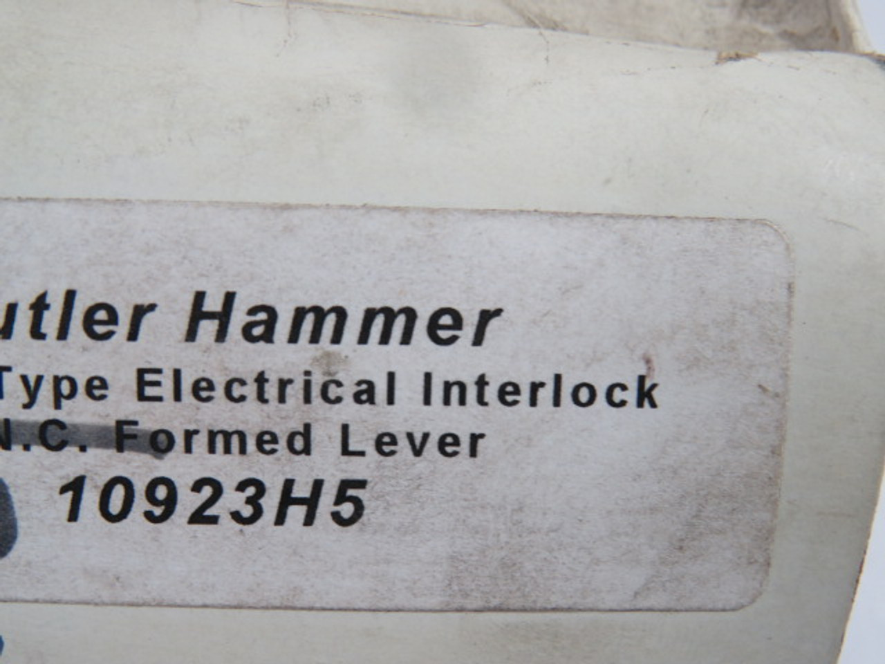 Cutler-Hammer 10923H5 Auxiliary Contact Block 2NC ! NEW !