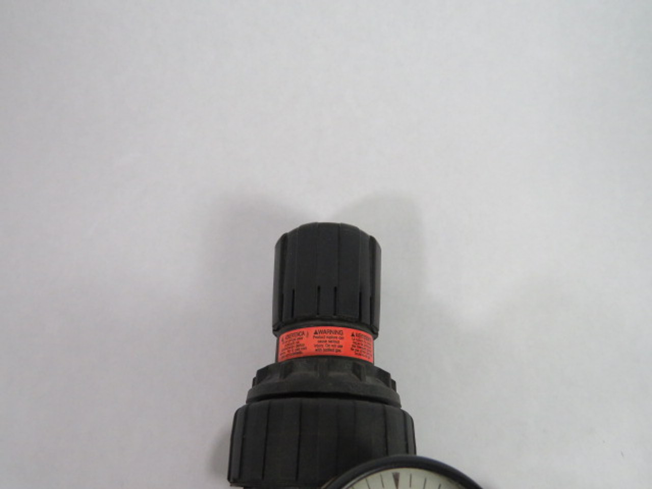 Parker 0430090143 Air Filter Regulator w/Gauge In. 150PSI Out. 30PSI USED